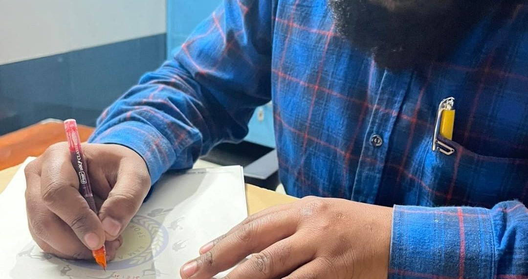 AAP leader in Saharanpur wrote a letter to the President with blood