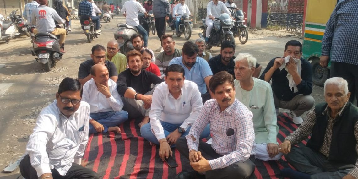dharna-pradarshan