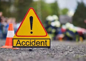 सहारनपुर खराब कार को धक्का दे रहे युवकों को ट्रक ने रौंदा…पढ़े पूरी खबर